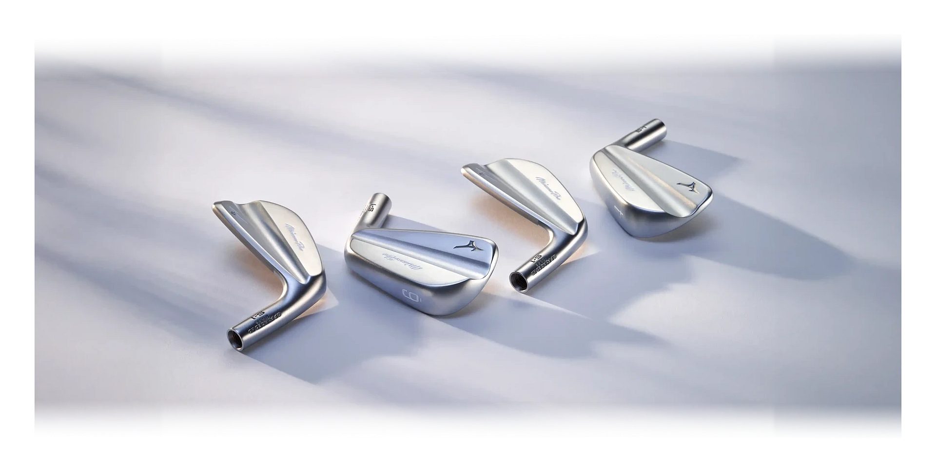 Mizuno Pro S-1 járn liggjandi, séð frá sólanum