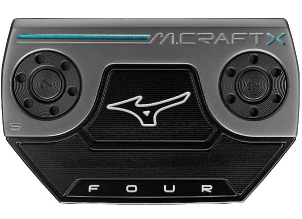 Sóli Mizuno M.CRAFT X S4 pútters, með tveimur lóðum og áletruninni FOUR